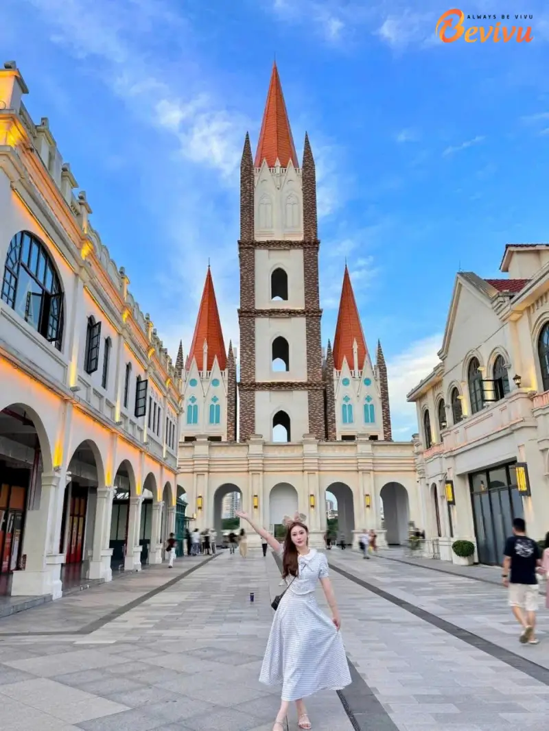 Du khách check-in tại Nam Ninh du lịch nam ninh 2025
