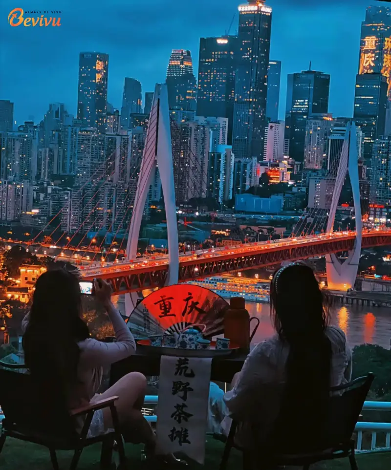 Thành phố Trùng Khánh rực rỡ về đêm tham quan du lịch hồng nhai động