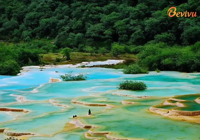 Khu thắng cảnh Hoàng Long đầy sắc màu du lịch cửu trại câu tại khu thắng cảnh hoàng long