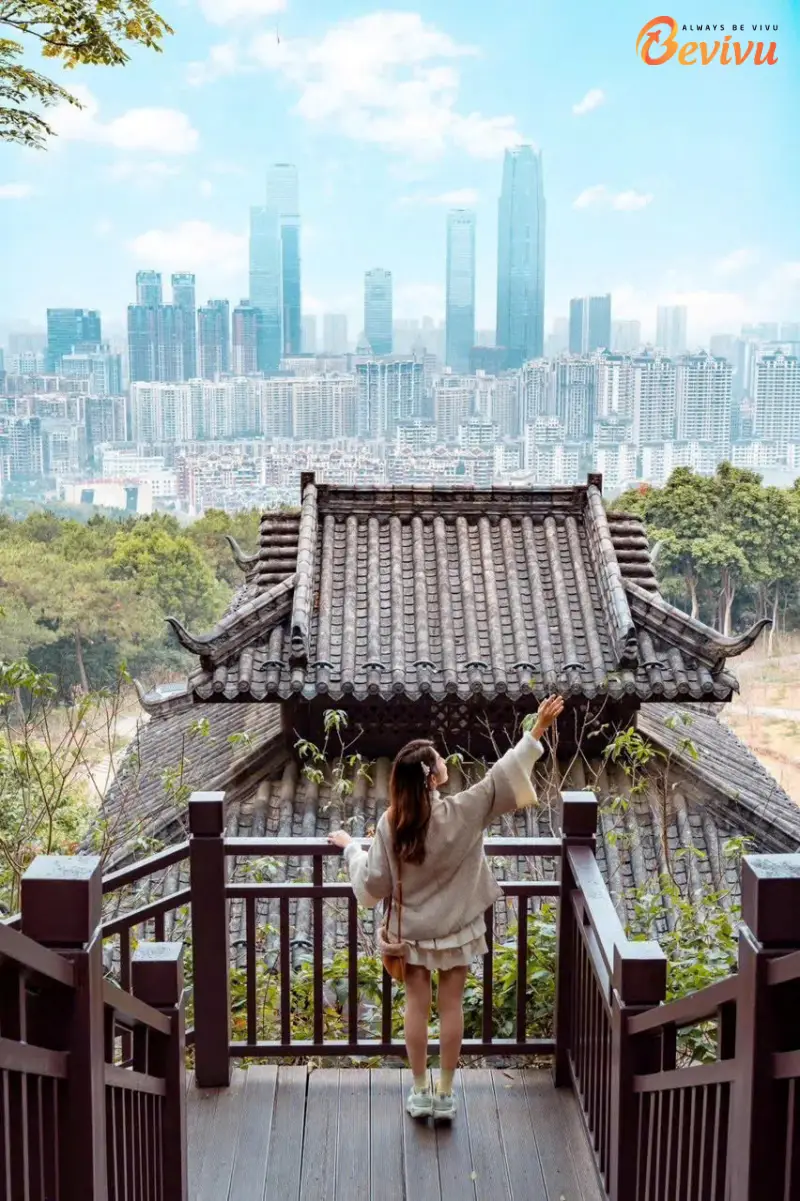 View thành phố tại Thanh Tú Sơn du lịch tour Thanh Tú Sơn