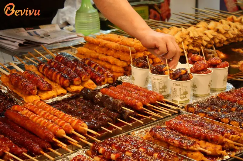 Đồ xiên nướng với hương vị hấp dẫn ẩm thực Phượng hoàng cổ trấn đồ xiên nướng