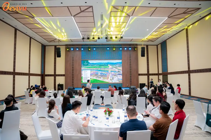 Phòng hội nghị tại Flamingo Tân Trào với sức chứa rộng rãi