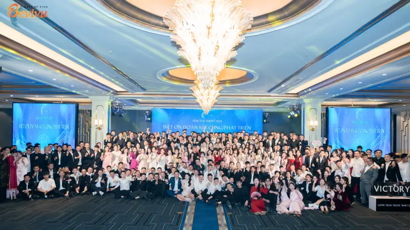 Tổ chức tiệc tất niên tạo sự gắn kết giữa các nhân viên Year end party 2025