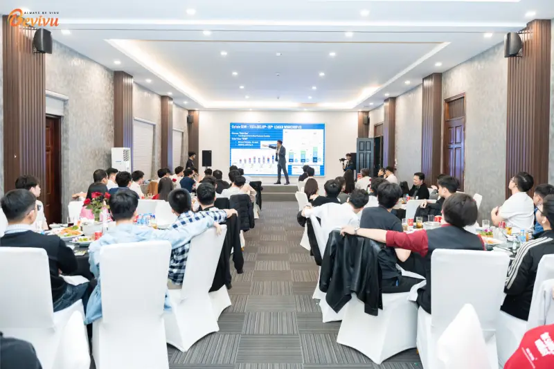 Tổ chức tiệc cuối năm cho doanh nghiệp sản xuất chuyên nghiệp, ấn tượng Lãnh đạo phát biểu trong tiệc tất niên công ty cuối năm
