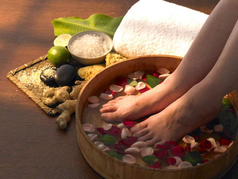 Dịch vụ massage chân
