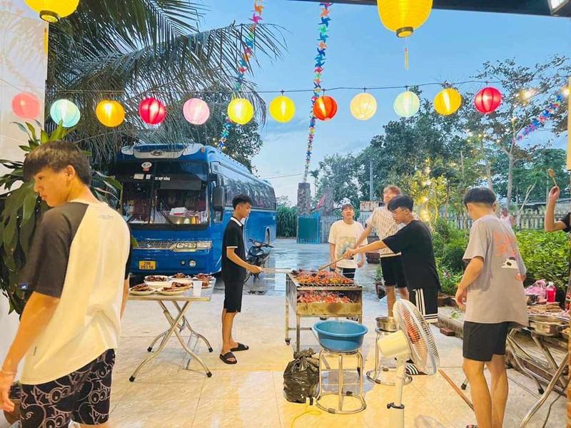 bbq cùng mọi người