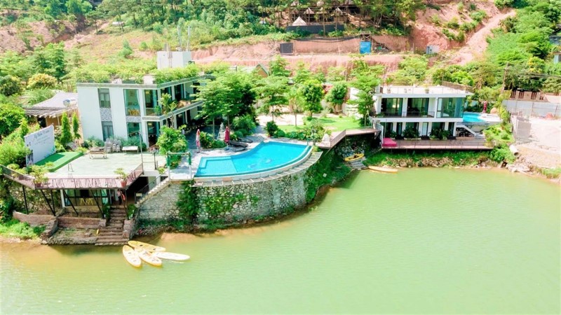 căn villa rộng có view lớn