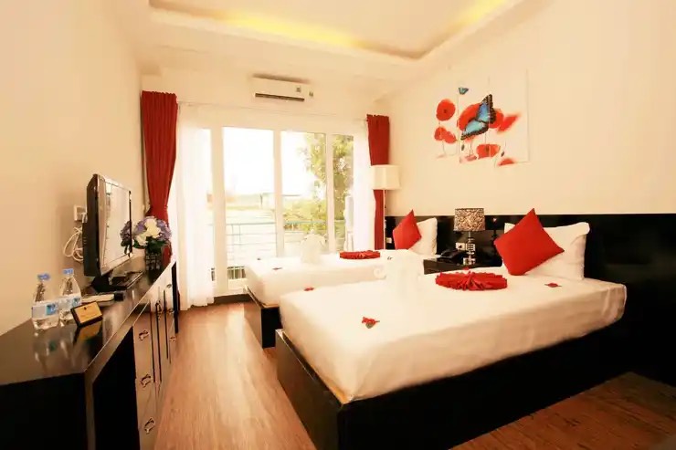Phòng Deluxe Double or Twin Room có ban công 