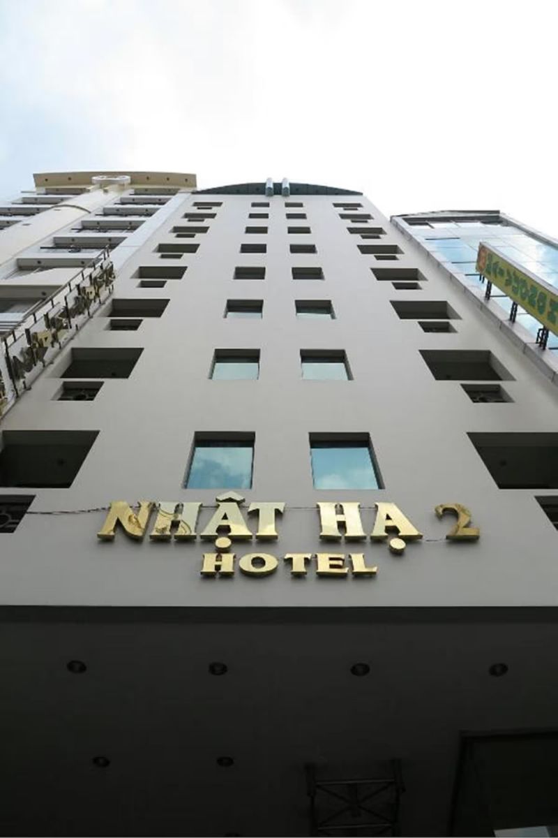 khách sạn nhật hạ 2